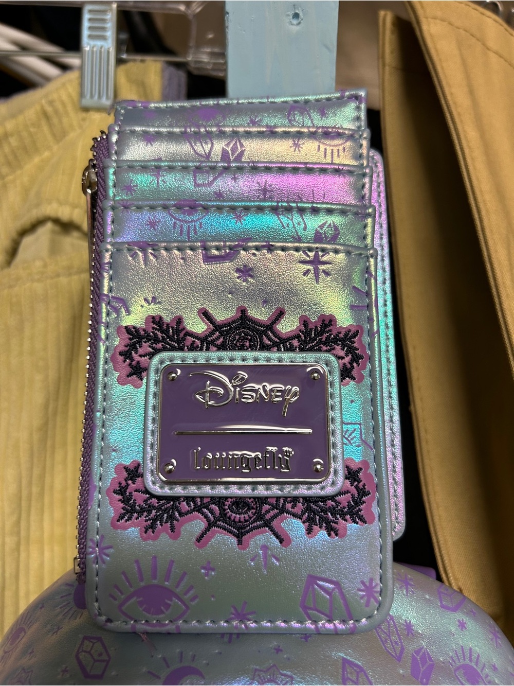 Loungefly Purple Cat Hocus Pocus / Tarot Mini Backpack with Pink Accents - Picture 4 of 4
